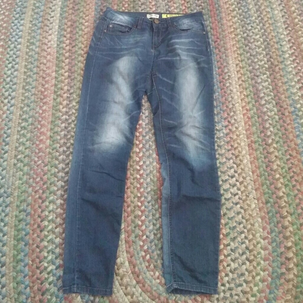 Indigo Rein skinny jeans in size 5