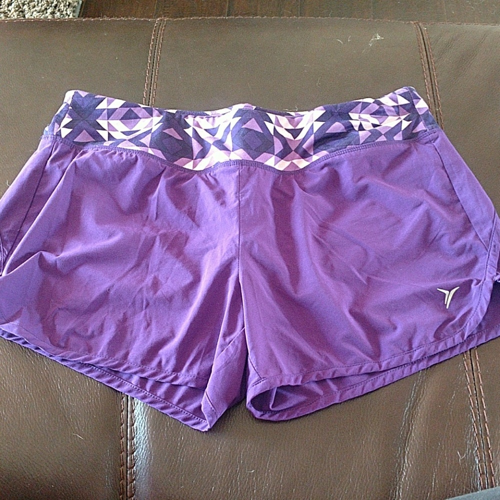 Old Navy active shorts
