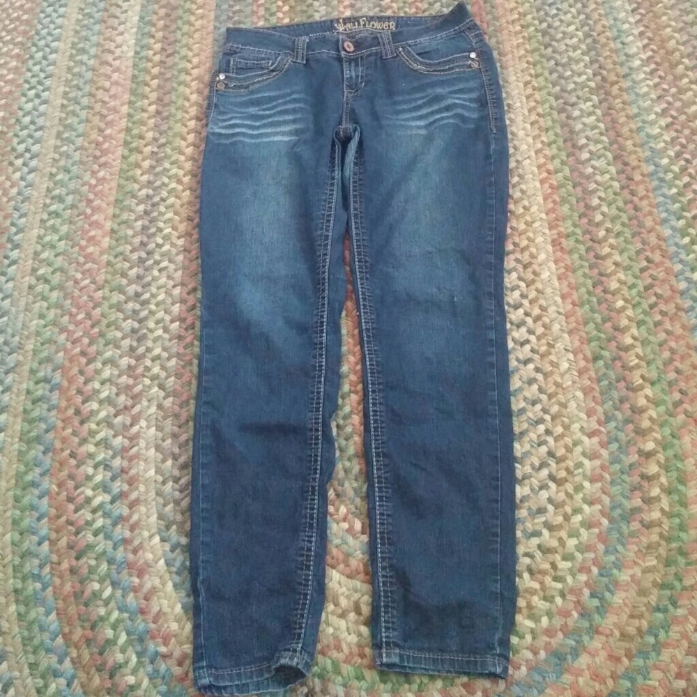 Wallflower skinng jeans in size 11