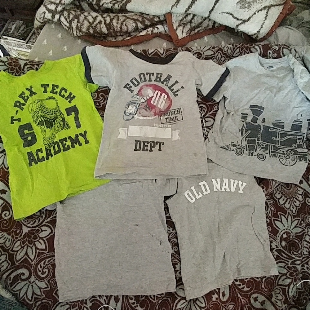 Sold Old Navy t-shirts