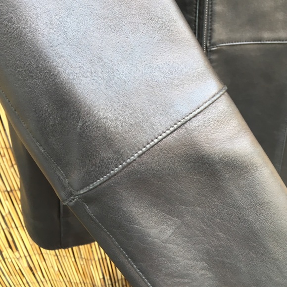 Black leather jacket- - Picture 5 of 7