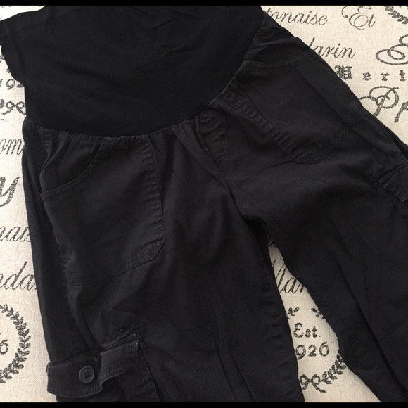 Motherhood Maternity Pants - Maternity convertible pants size medium Motherhood Maternity Pants - Maternity convertible pants size medium