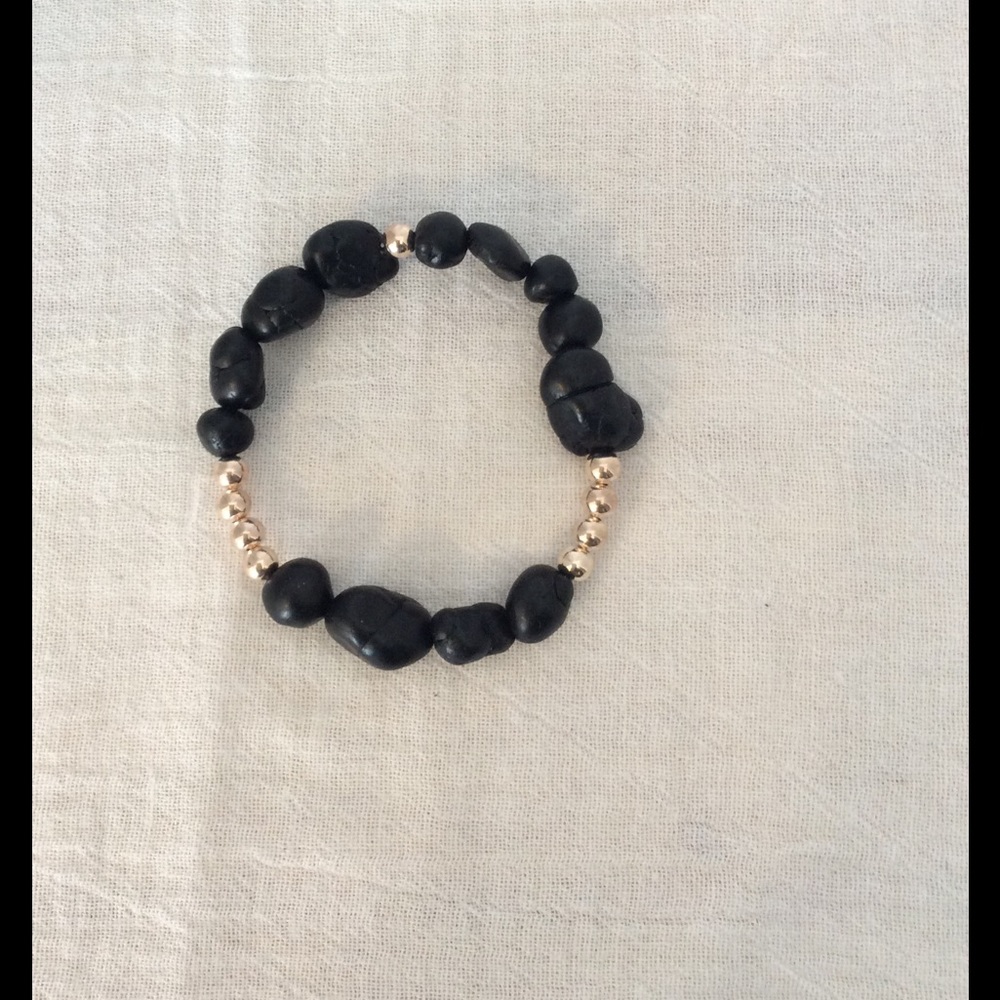 Black nugget-and rose gold bracelet Handcrafted
