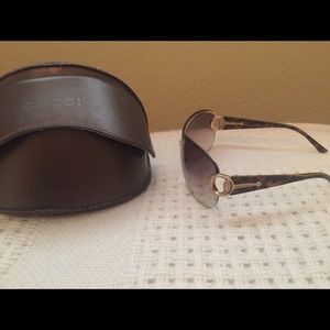 Gucci sunglasses and case