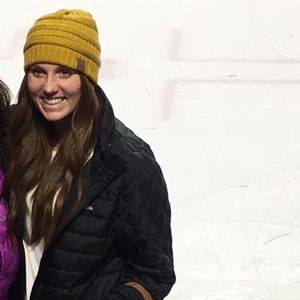 Meet your Posher, Bailey