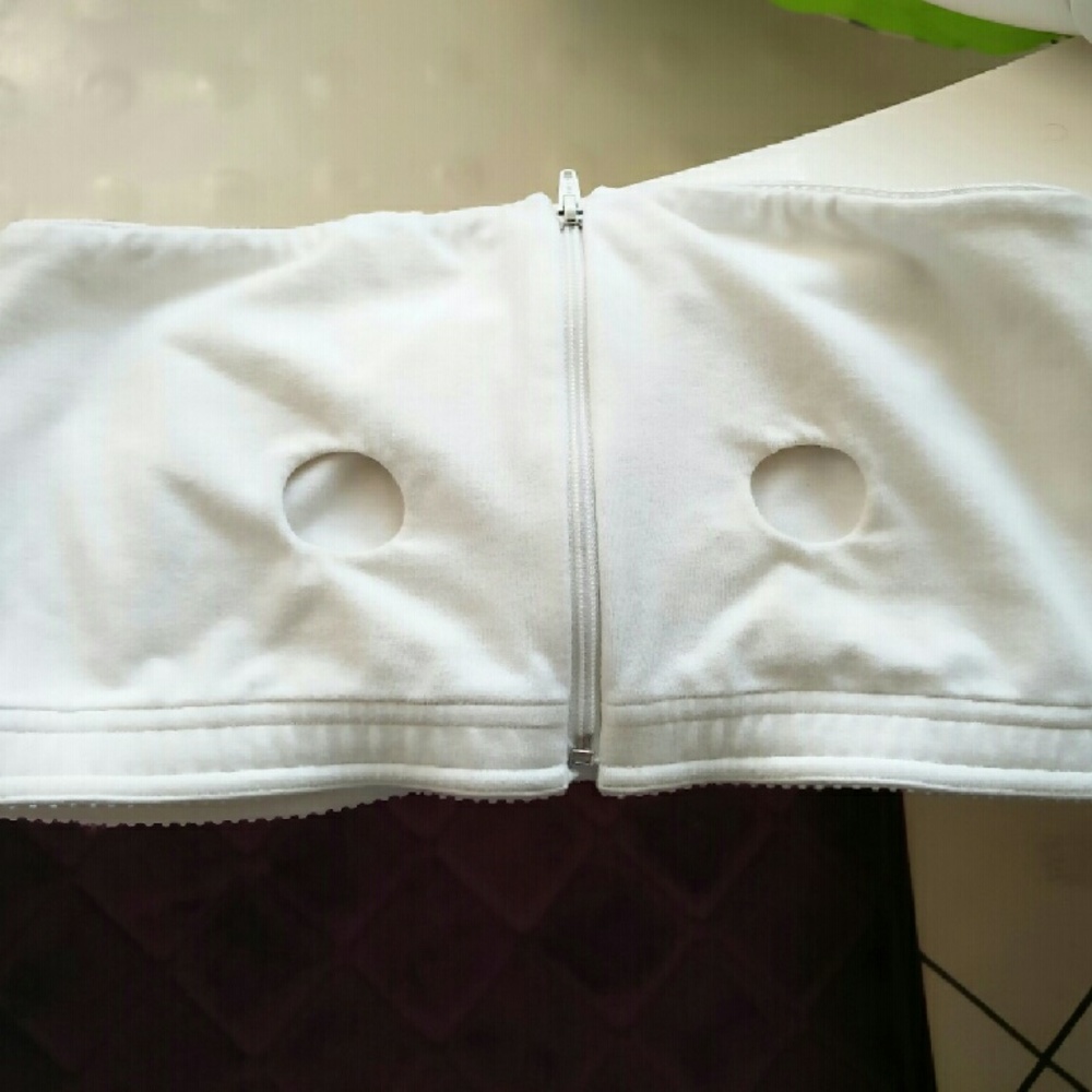 Medela Hands free nursing bra