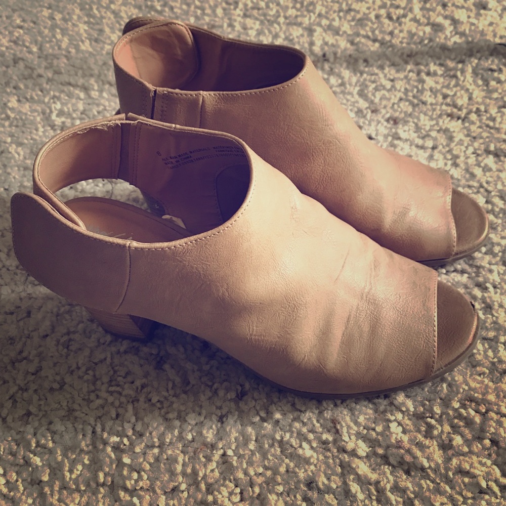 Nude wedge heels