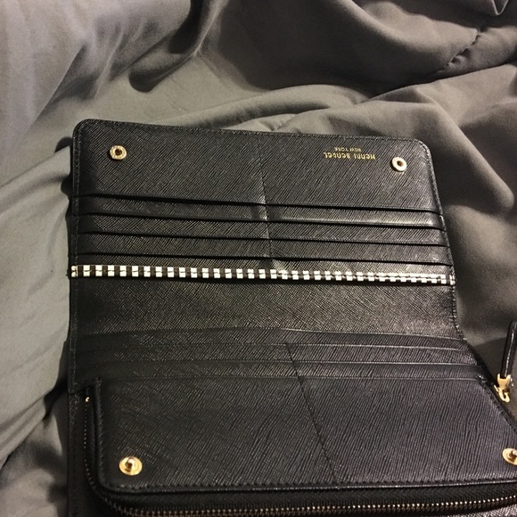 HENRI BENDEL WEST 57 TH ZIP AROUND CONTINENTAL WALLET  Henri Bendel Wallet
