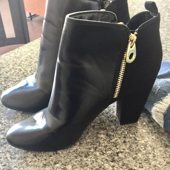 Faux Leather Suede Side Zip Ankle Boots Size 9 - Picture 2 of 2