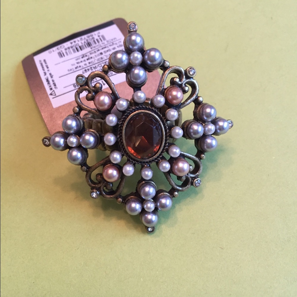 Beaded gem ring