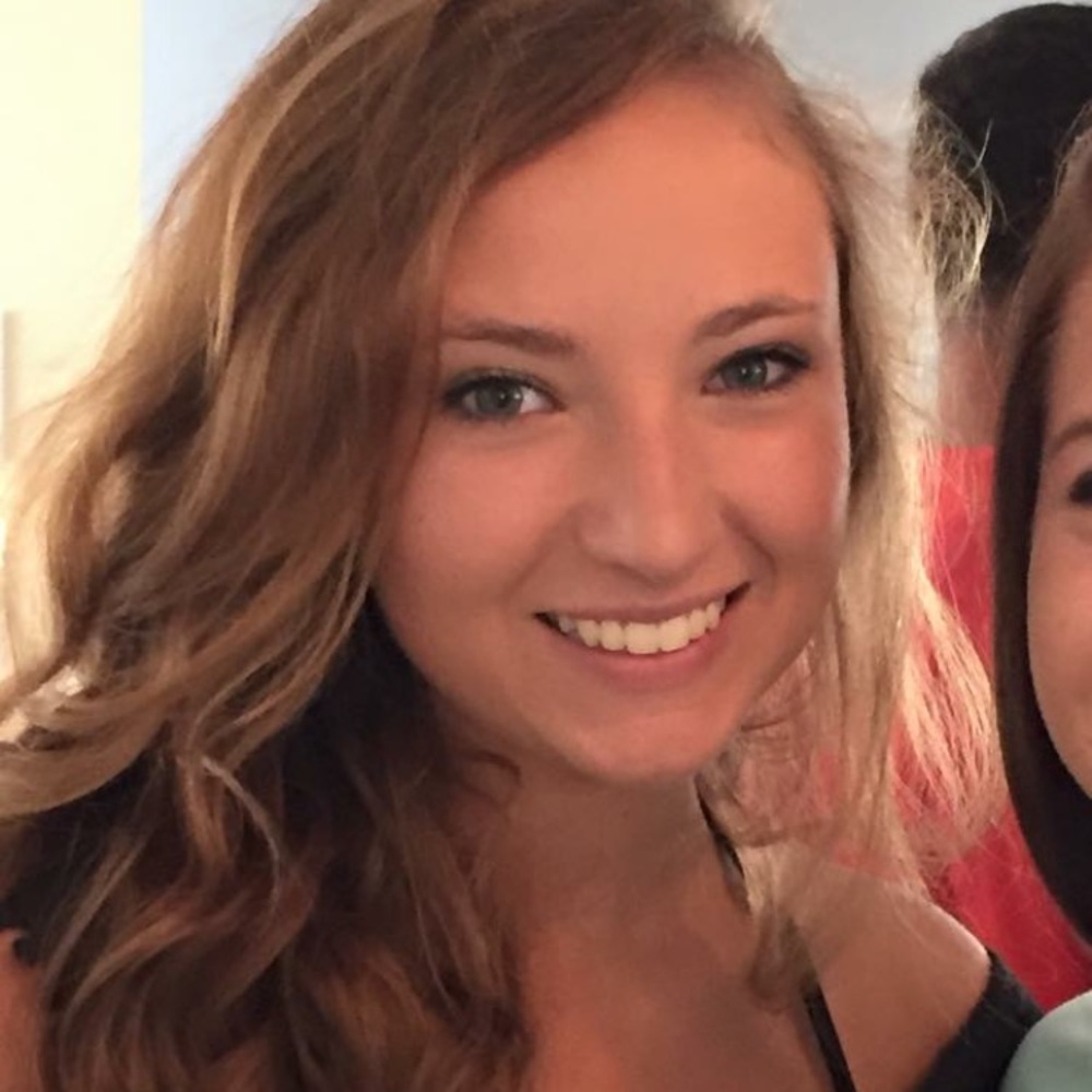 Meet your Posher, Lauren