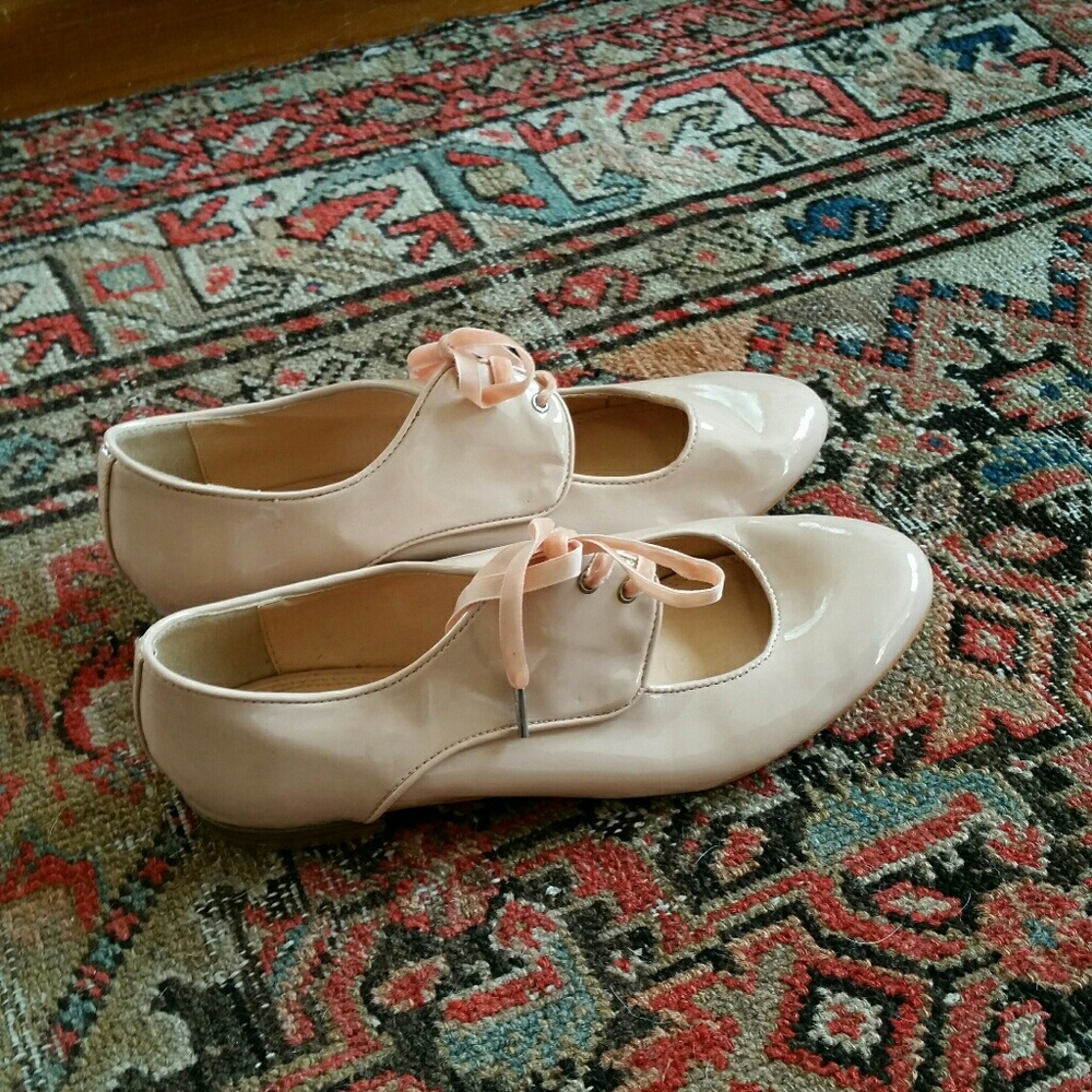 MARAIS USA pink patent leather open oxfords