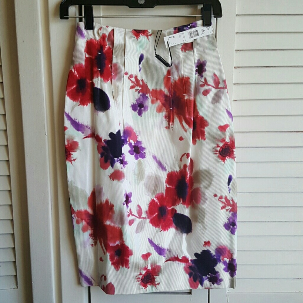 Elie Tahari Joan Skirt WT.