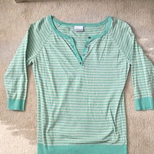 Lightweight Columbia sweater