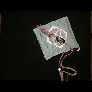 Kendra Scott necklace