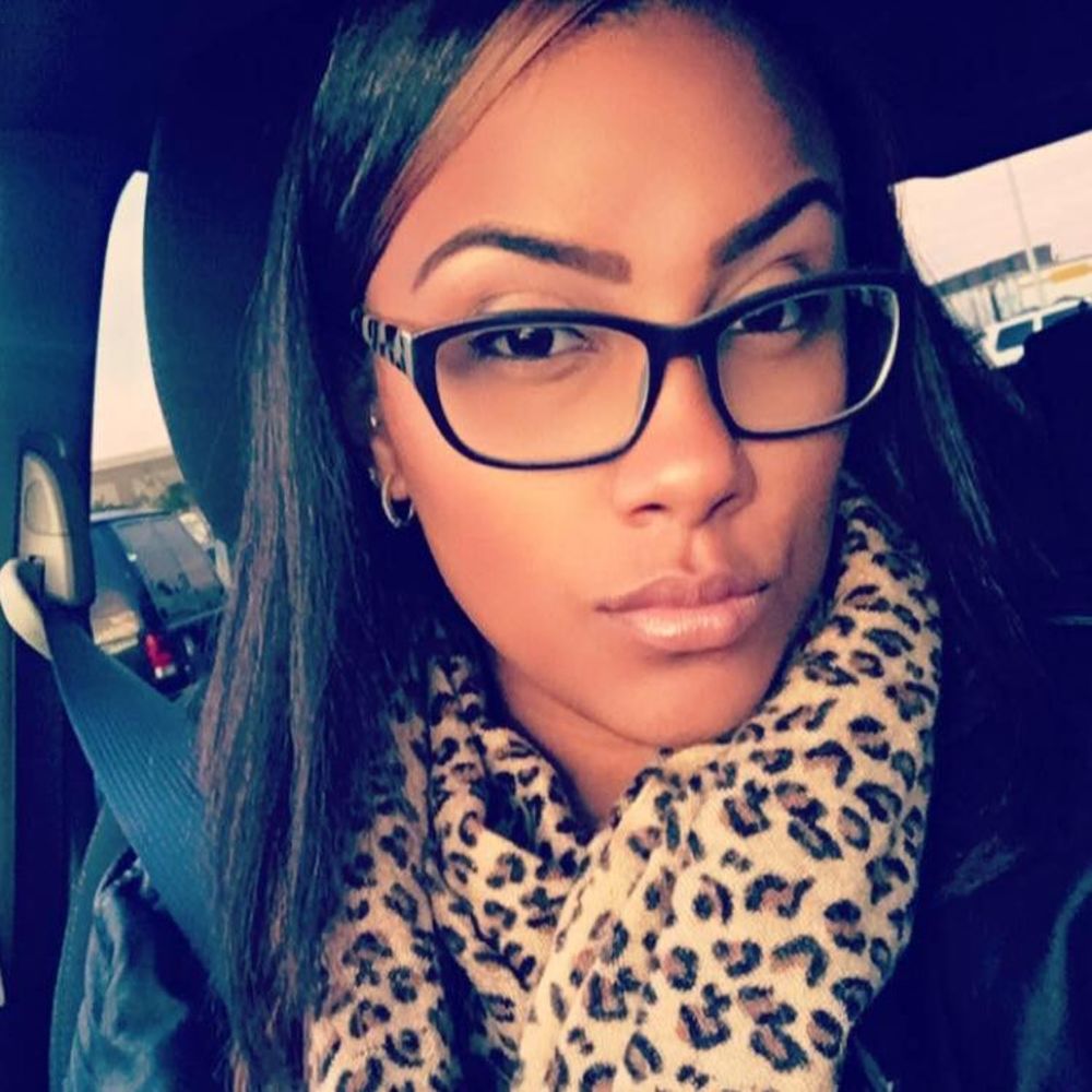 Meet your Posher, Janelle