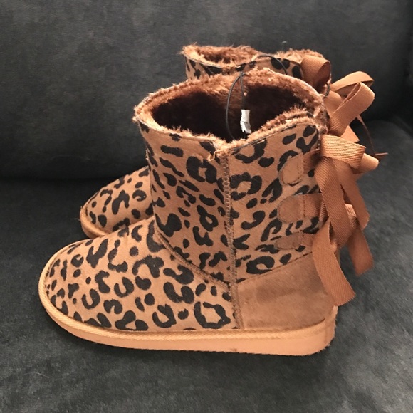 Shoes - NWT Cheetah Boots