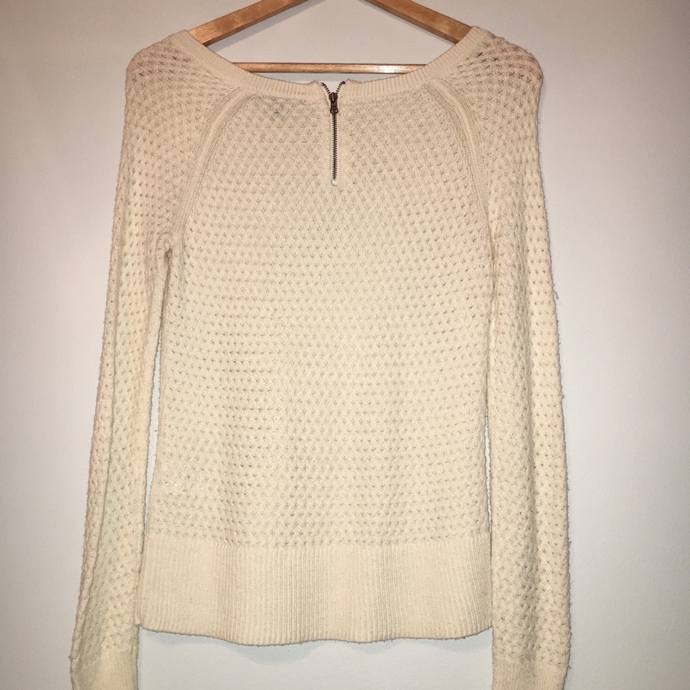 AEO Sweater - Picture 3 of 4