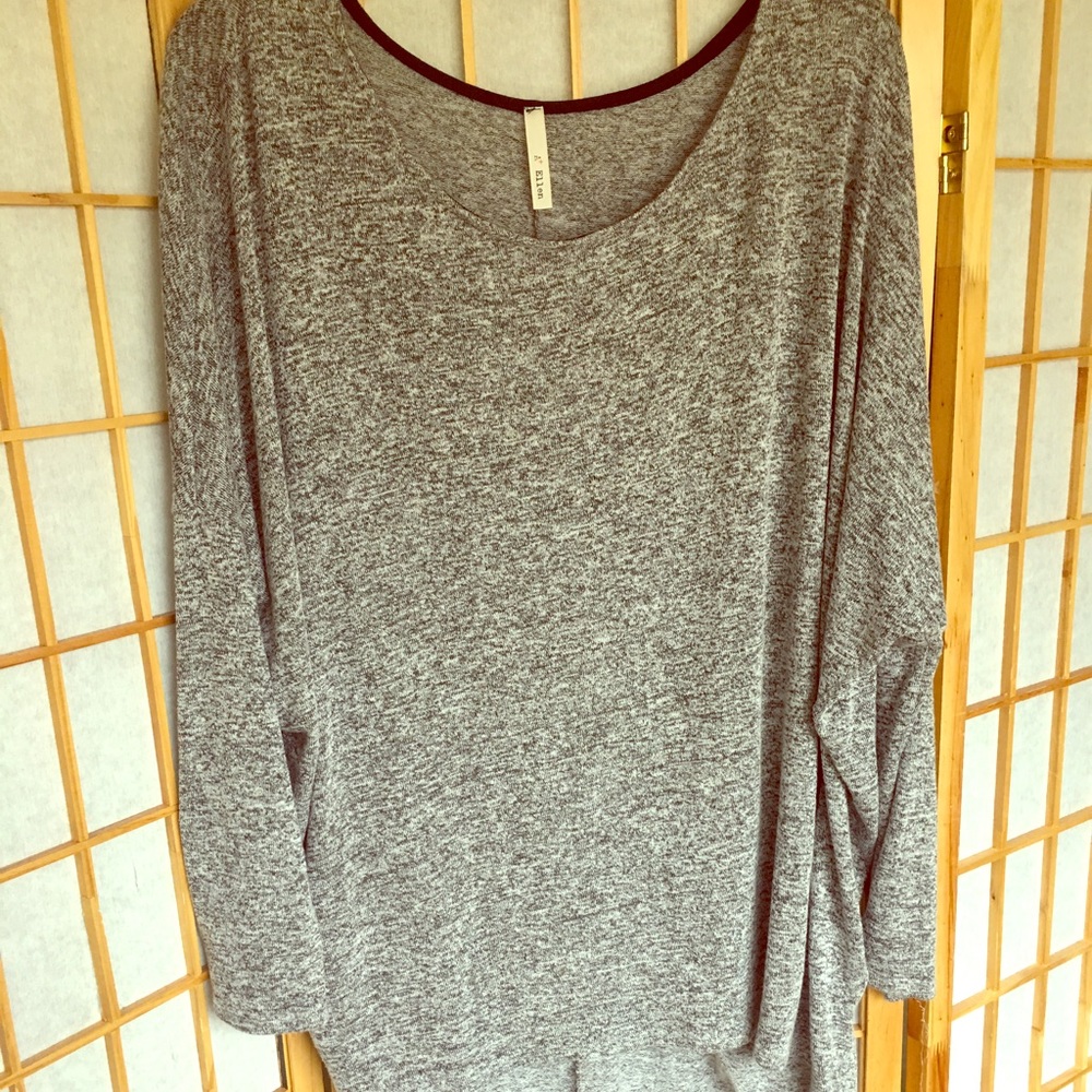 Marled Grey Oversized Top 🐭