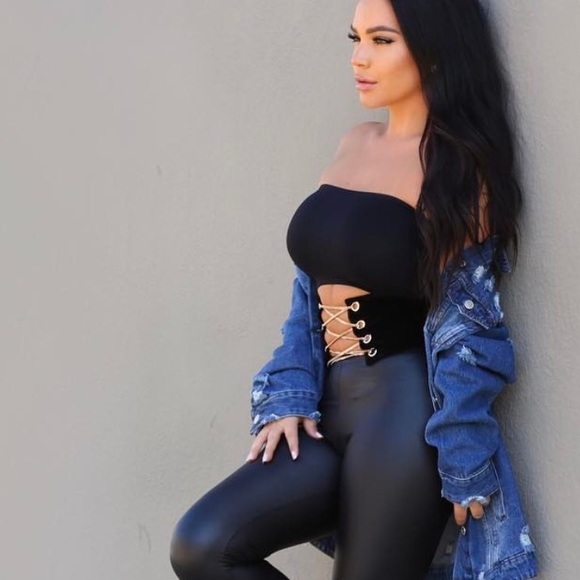 LAST ONE !!!Velvet black gold chain up corset belt - Picture 2 of 8