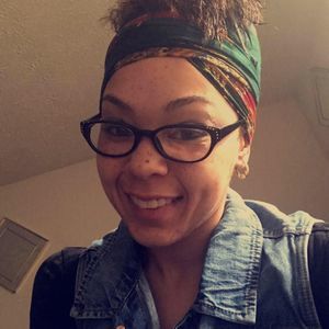 Meet your Posher, Alicia