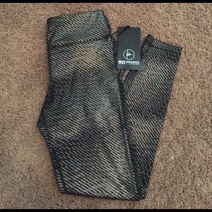 90 degree yoga pants NWT