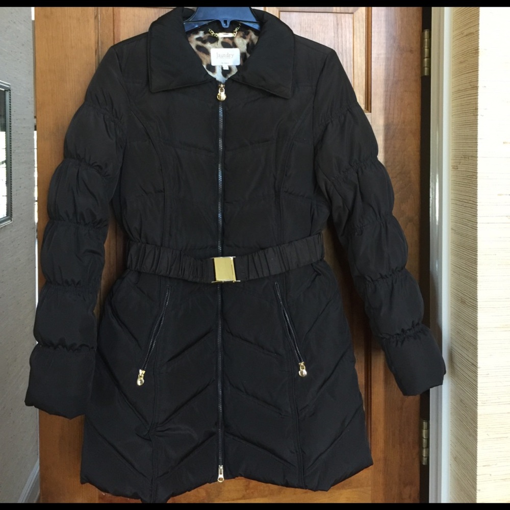 Laundry puffer coat