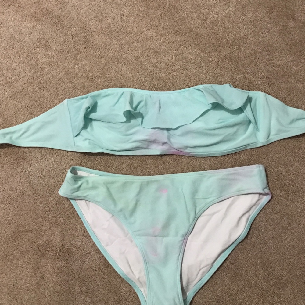 Vineyard Vines bathing suit