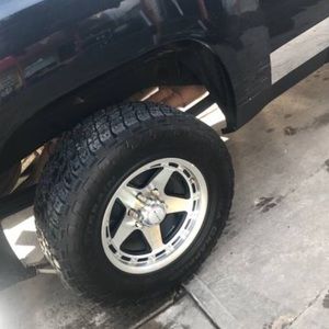 18" set of 4 Truck rims