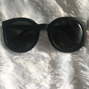 black sunglasses