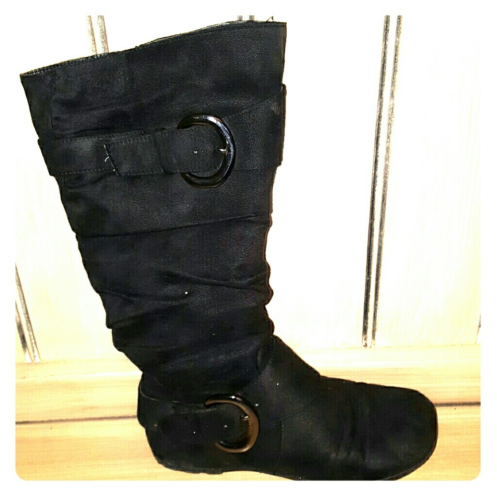 Black faux suede Boot