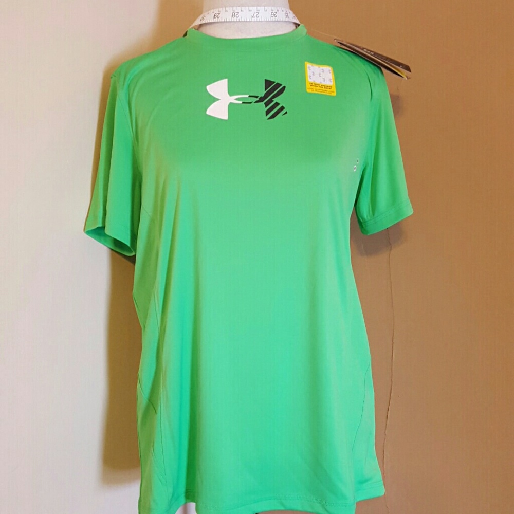 Under Armour Boys Heat Gear Shirt  ~ YXL
