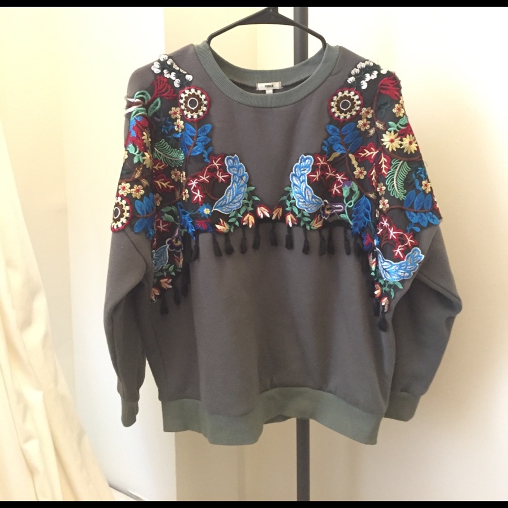 💥Flash Sale 💥Embroidered Sweater