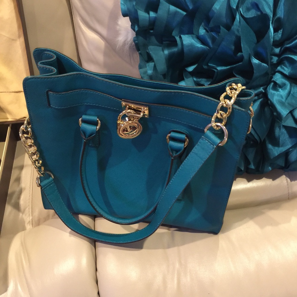 Michael Kors Hobo Bag
