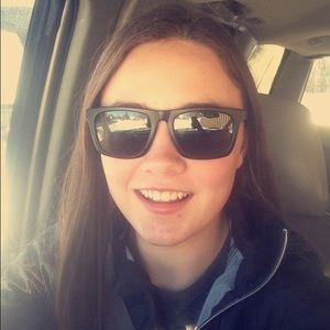 Meet your Posher, Breanna