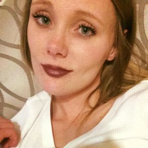 Meet your Posher, Brianna