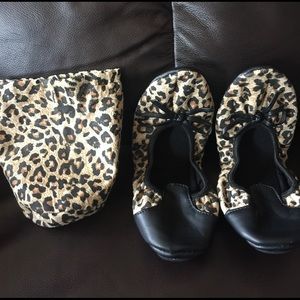 Cute Leopard Foldable Flats