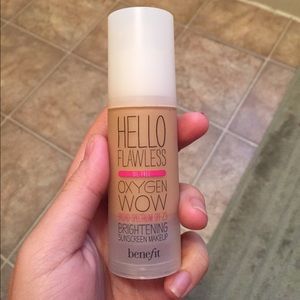 💕HELLO FLAWLESS OXYGEN WOW FOUNDATION💕