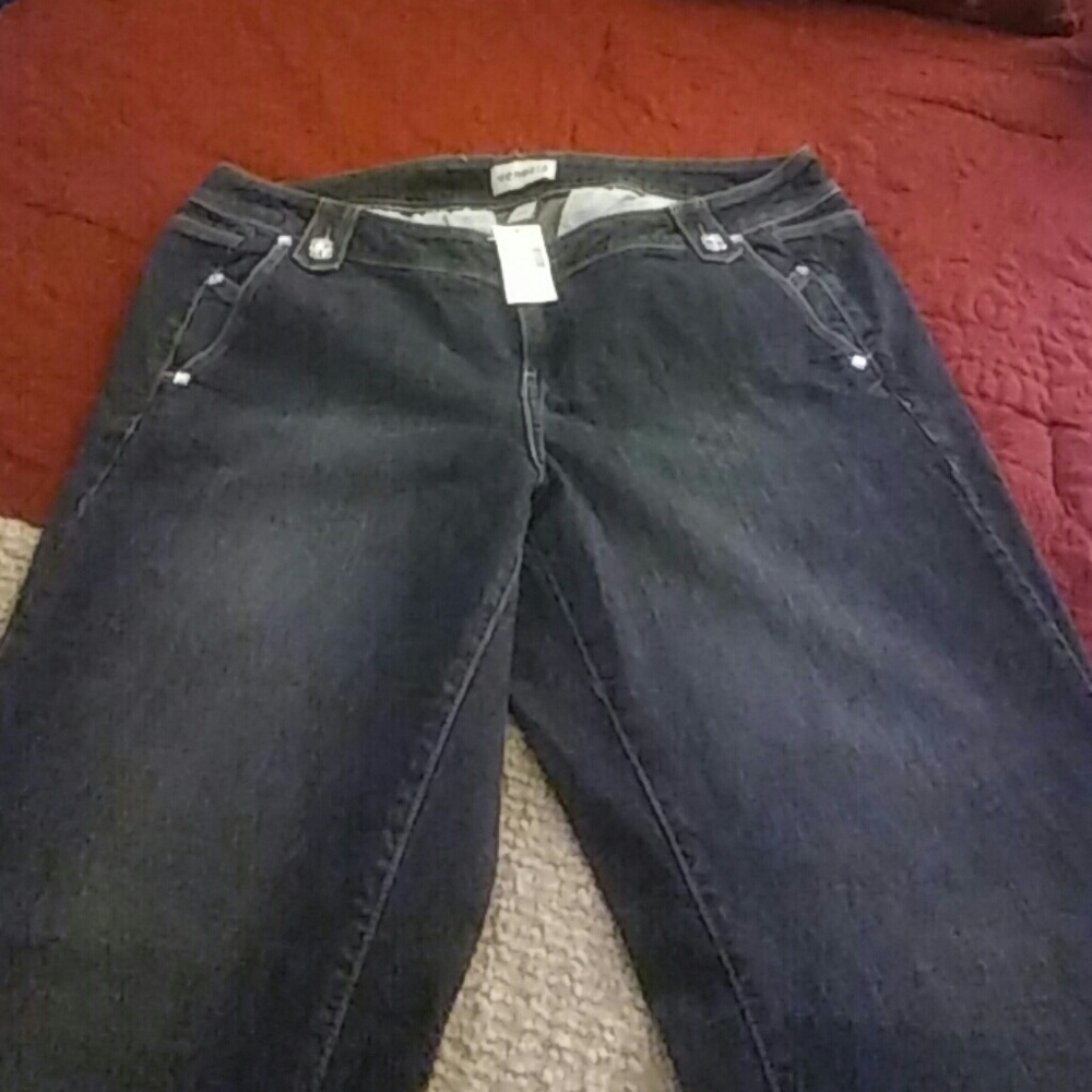 Wide leg jeans
