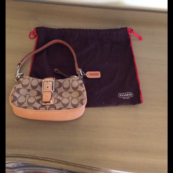 Mini Coach Purse - Picture 1 of 3