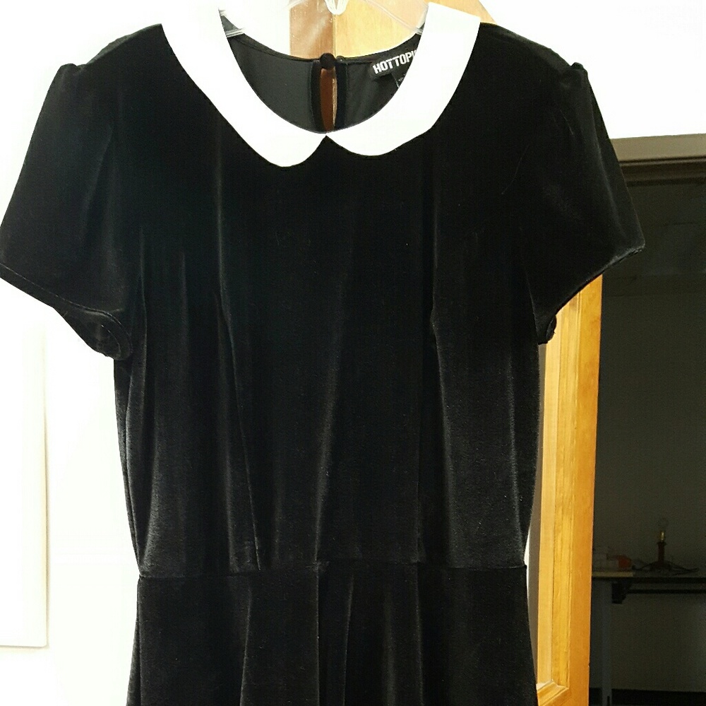 Hot Topic Dress large