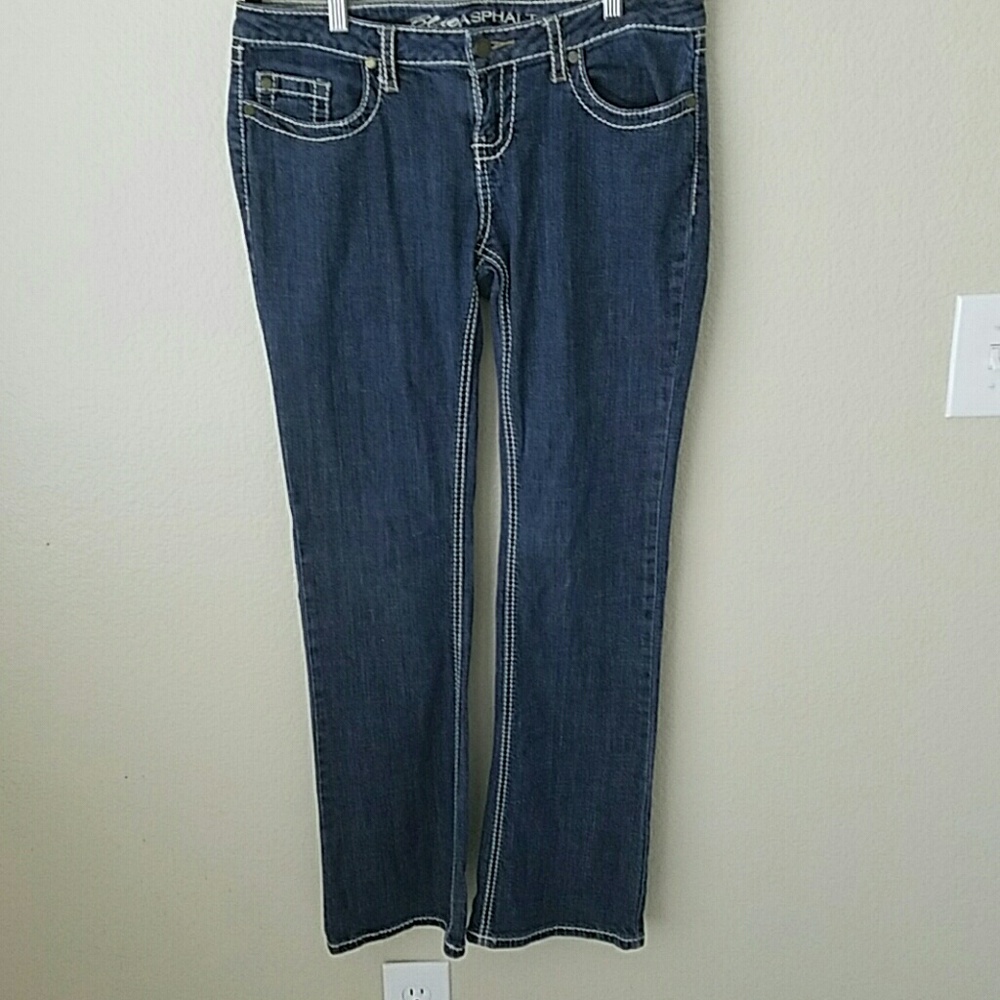 ! NEW BLUE ASPHALT WOMEN'S JEANS!