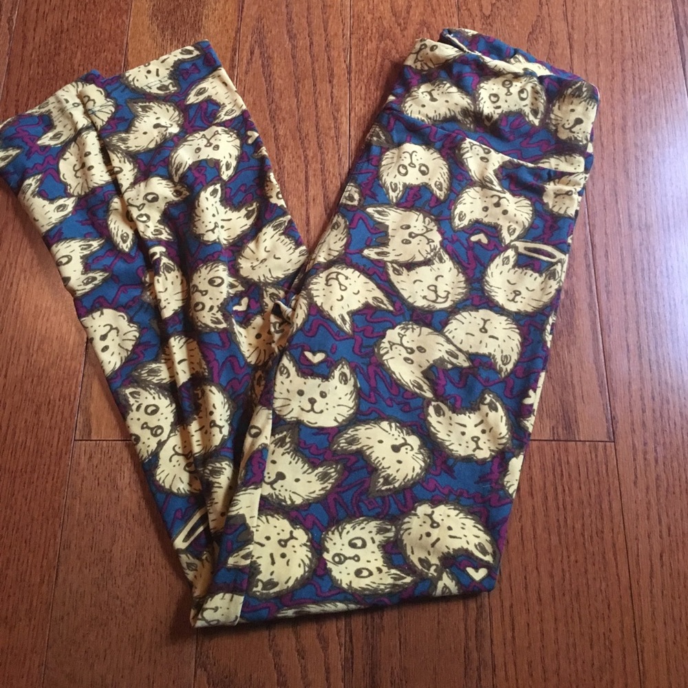 🦄🦄 OS lularoe cat leggings
