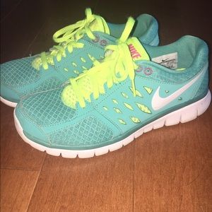 Womans Nike sneakers size 8