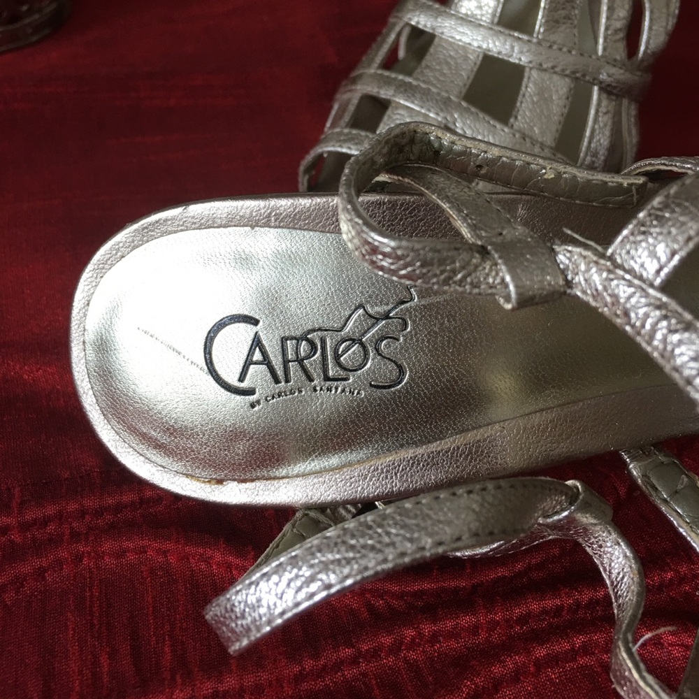Beautiful metallic gold dress shoes