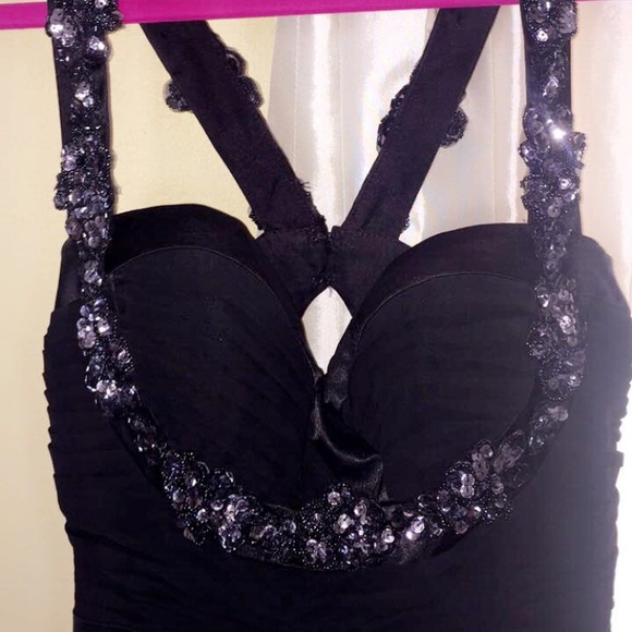 Faviana couture mermaid style prom dress! - Picture 4 of 4