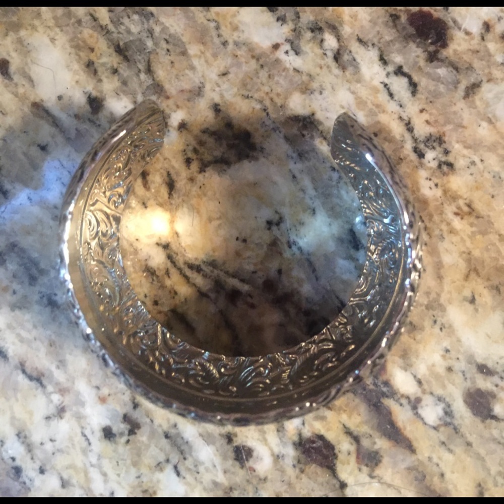 Lia Sophia Cuff Bracelet - Picture 2 of 3