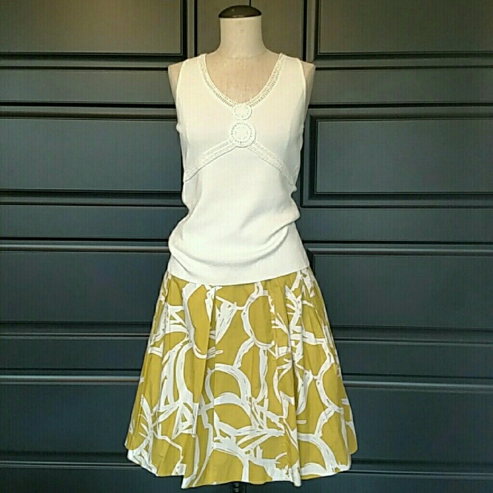 Ann Taylor Loft Sleeveless Top  size small