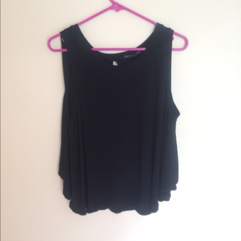Black muscle tee with cut out back