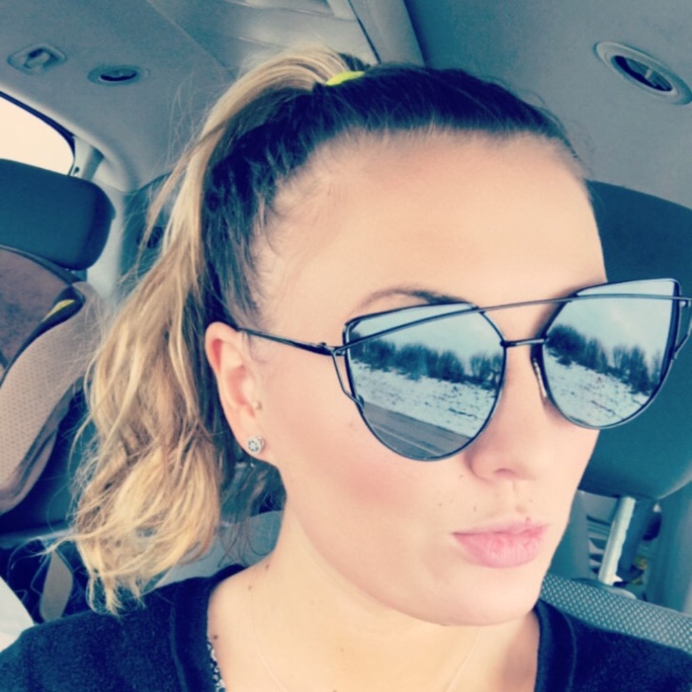 Meet your Posher, Charlie